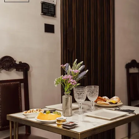 Unicum Centro Storico 4* Napoli