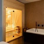 Unicum Centro Storico Guest house 4*
