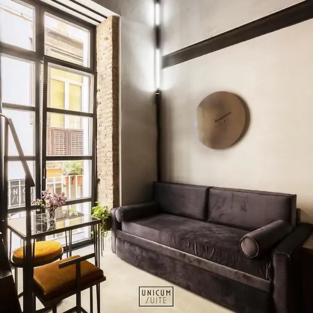 Maison d'hôtes Unicum Centro Storico 4*
